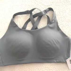 lululemon high support sports bra. BRAND NEW!